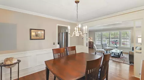 Dining - 533 Warwick Dr, Naperville, IL 60565 photo 2 of 3