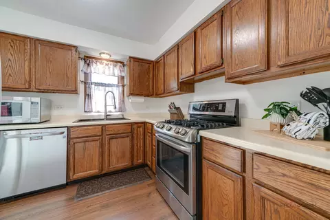 808 Peter St, Mchenry, IL 60050 photo 12