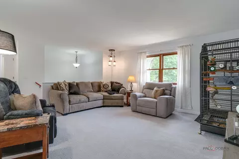808 Peter St, Mchenry, IL 60050 photo 7