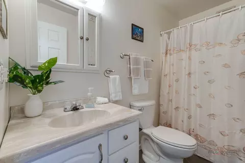 808 Peter St, Mchenry, IL 60050 photo 14