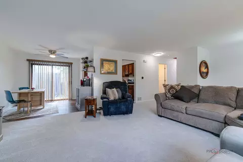 808 Peter St, Mchenry, IL 60050 photo 8