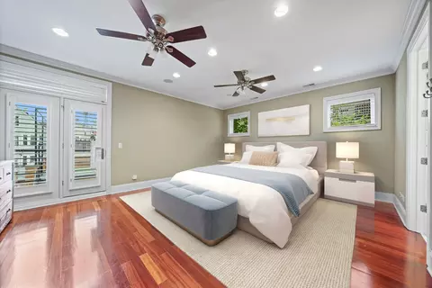 3323 N Bell Ave, Chicago, IL 60618 photo 7