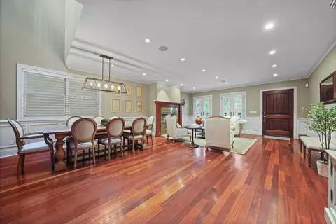 3323 N Bell Ave, Chicago, IL 60618 photo 3