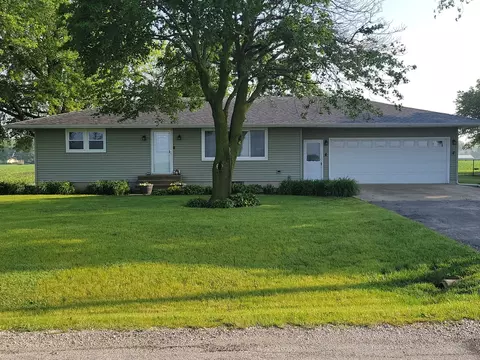 512 W First St, Minonk, IL 61760