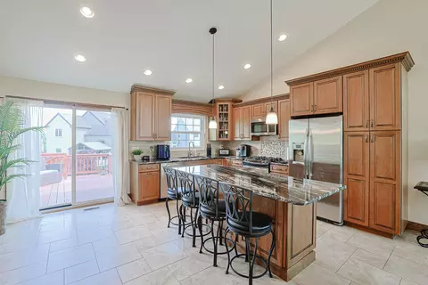 1703 Penny Ln, Bartlett, IL 60103 photo 12