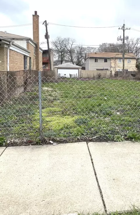 728 E 95th St, Chicago, IL 60619