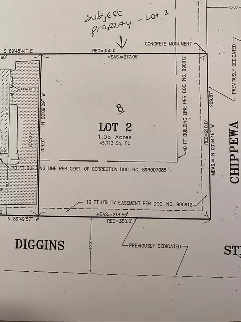 000 Diggins St, Harvard, IL 60033