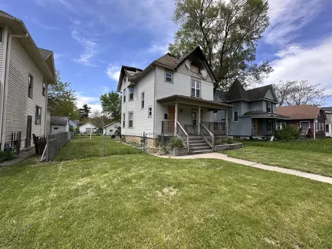 655 S Myrtle Ave, Kankakee, IL 60901 photo 2