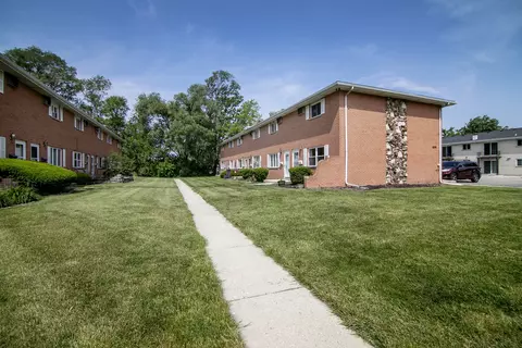 1231 Town Crest Dr #A, New Lenox, IL 60451