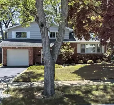 2717 Audrey Ave, Waukegan, IL 60087
