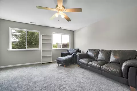 2585 Lambert Dr, Aurora, IL 60503 photo 20