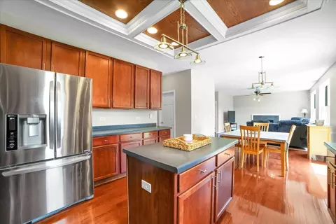 2585 Lambert Dr, Aurora, IL 60503 photo 2