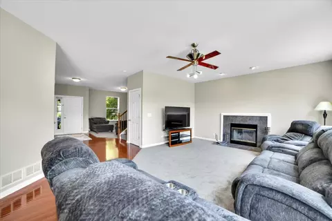 2585 Lambert Dr, Aurora, IL 60503 photo 14
