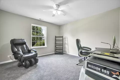 2585 Lambert Dr, Aurora, IL 60503 photo 34