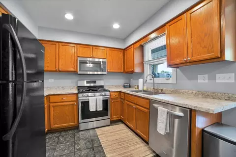 6603 Paul Briese Ct, Plainfield, IL 60544 photo 9