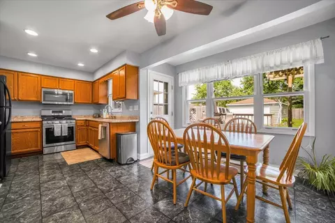 6603 Paul Briese Ct, Plainfield, IL 60544 photo 8