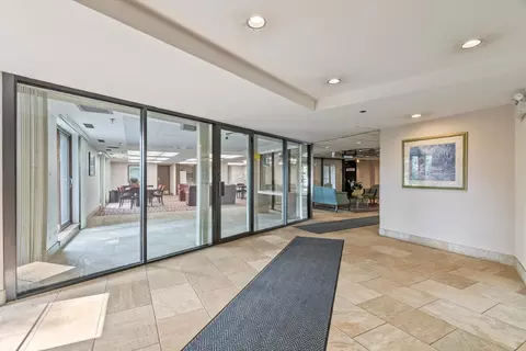 711 S River Rd #403, Des Plaines, IL 60016 photo 18