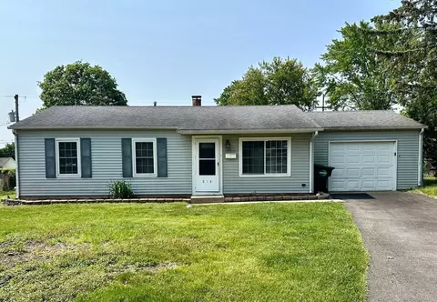 814 Spruce Ct, Streamwood, IL 60107