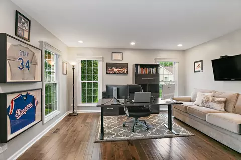 Other - 1560 Kensington Dr, Algonquin, IL 60102 photo 1 of 8