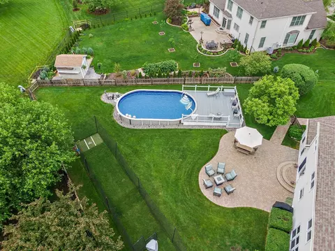 Other - 1560 Kensington Dr, Algonquin, IL 60102 photo 8 of 8