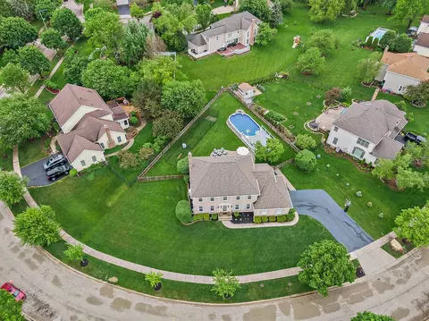 View/Area - 1560 Kensington Dr, Algonquin, IL 60102 photo 6 of 8
