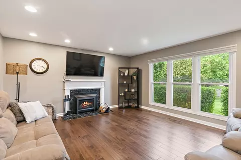 Living - 1560 Kensington Dr, Algonquin, IL 60102 photo 1 of 1