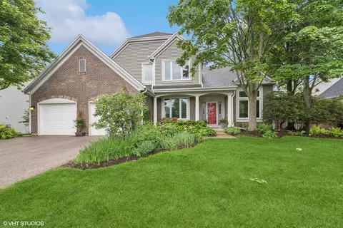 1259 Eric Ln, Lake Zurich, IL 60047