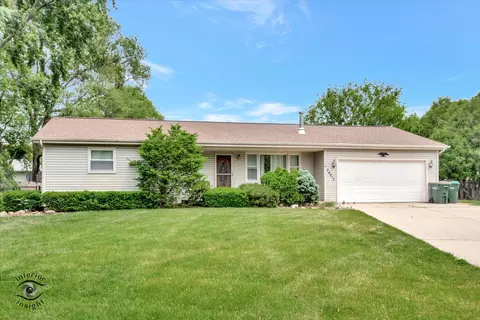 24613 S Goldfinch Ct, Channahon, IL 60410