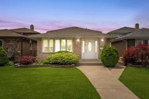 Exterior - 7510 Lorel Ave, Burbank, IL 60459 photo 2 of 5