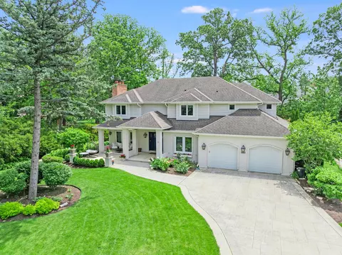 Exterior - 1000 E Porter Ave, Naperville, IL 60540 photo 9 of 12