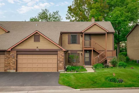 396 Sandhurst Cir #3, Glen Ellyn, IL 60137