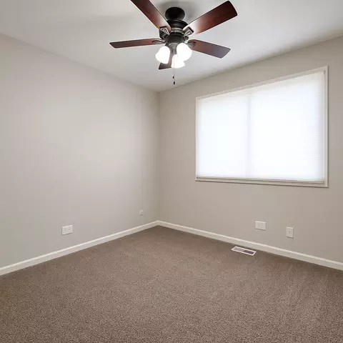 Bedroom - 50 Oakhurst Rd, Matteson, IL 60443 photo 3 of 6