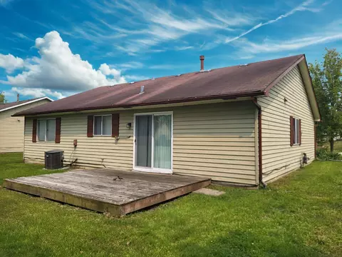 Exterior - 50 Oakhurst Rd, Matteson, IL 60443 photo 3 of 4