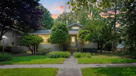 503 W Charles St, Champaign, IL 61820