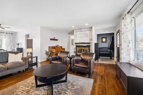 507 Birch Dr, Wheaton, IL 60187 photo 5