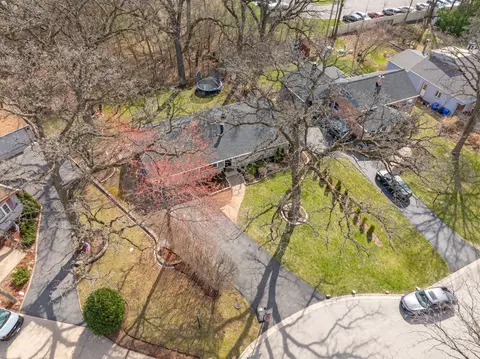 507 Birch Dr, Wheaton, IL 60187 photo 25