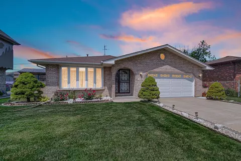 7714 Natchez Ave, Burbank, IL 60459