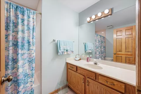 1144 W Trinity Dr, Addison, IL 60101 photo 14
