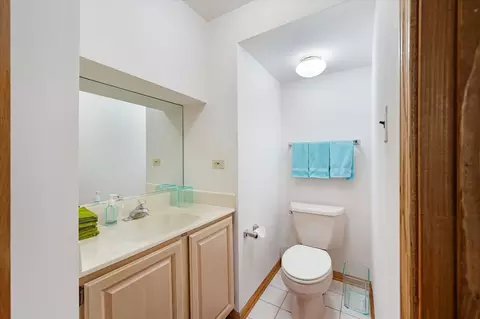 1144 W Trinity Dr, Addison, IL 60101 photo 18