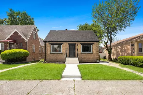 14432 S Wallace Ave, Riverdale, IL 60827