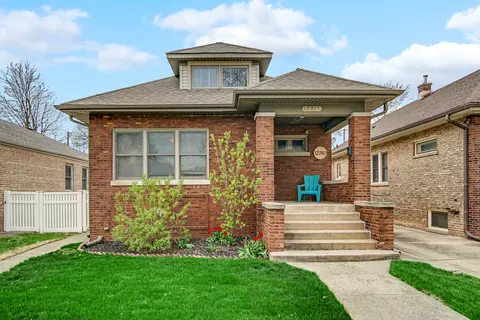 12210 S Ann St, Blue Island, IL 60406