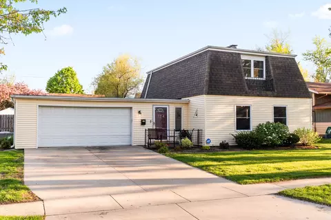 124 Mattek Ave, Dekalb, IL 60115
