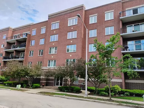 1675 Mill St #505, Des Plaines, IL 60016