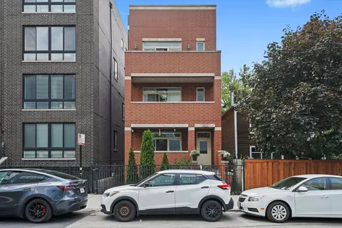 1622 N Bosworth Ave #2, Chicago, IL 60642