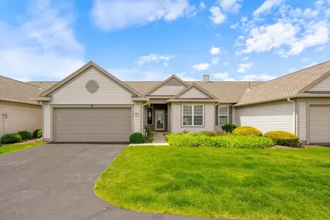 13663 Whittingham Ln, Huntley, IL 60142