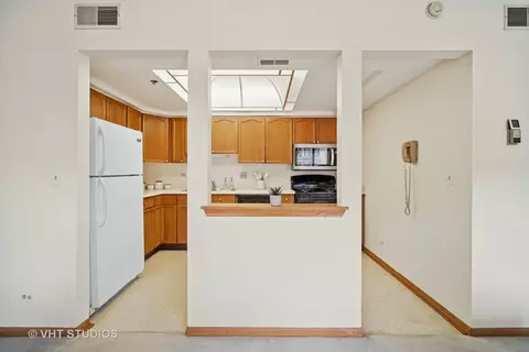 1653 River St #405, Des Plaines, IL 60016 photo 11