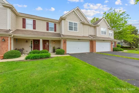 5611 Wildspring Dr, Lake In The Hills, IL 60156