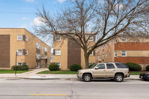 6248 W Montrose Ave #1R, Chicago, IL 60634