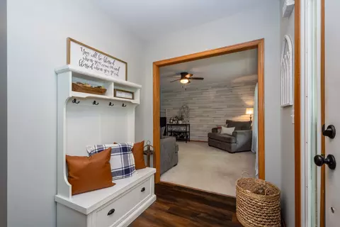 Entry Way - 6809 Normandy Dr, Spring Grove, IL 60081 photo 1 of 2