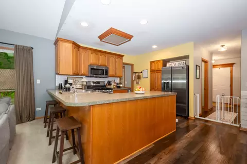 Kitchen - 6809 Normandy Dr, Spring Grove, IL 60081 photo 2 of 2